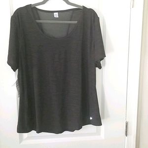 NWT-Old Navy Active short sleeved lightweight top